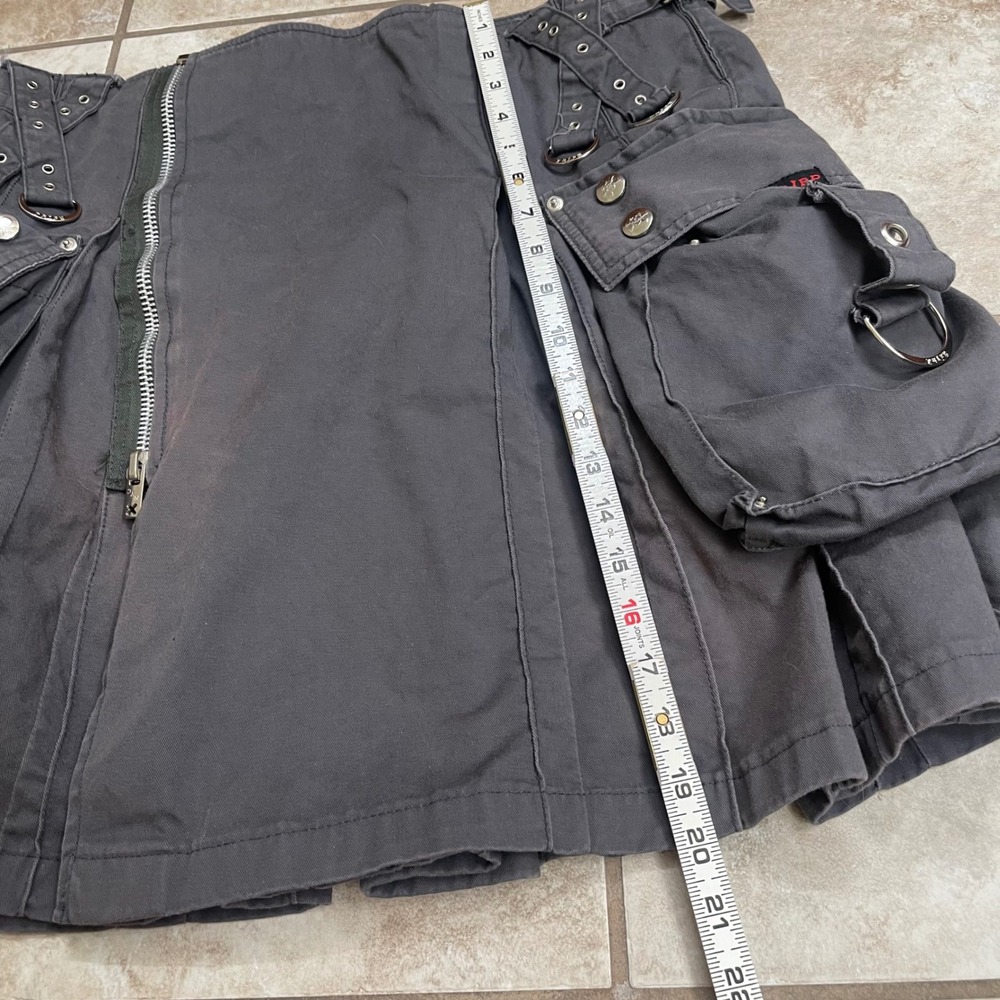 Tripp NYC Daang Goodman Mens Gothic Cargo Kilt Black Pleated Size L D-Rings - Picture 4 of 15
